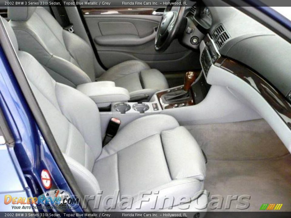 2002 BMW 3 Series 330i Sedan Topaz Blue Metallic / Grey Photo #13
