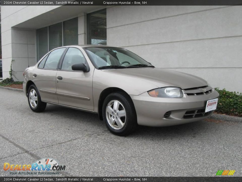 2004 Chevrolet Cavalier LS Sedan Sandrift Metallic / Neutral Photo #1