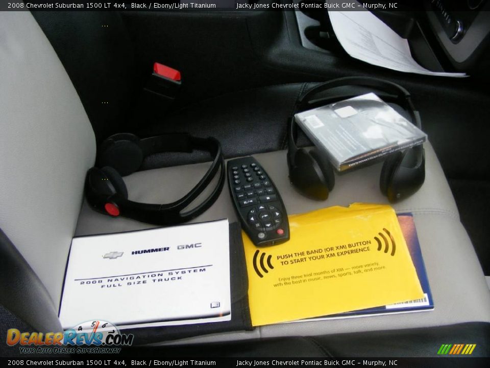 2008 Chevrolet Suburban 1500 LT 4x4 Black / Ebony/Light Titanium Photo #17