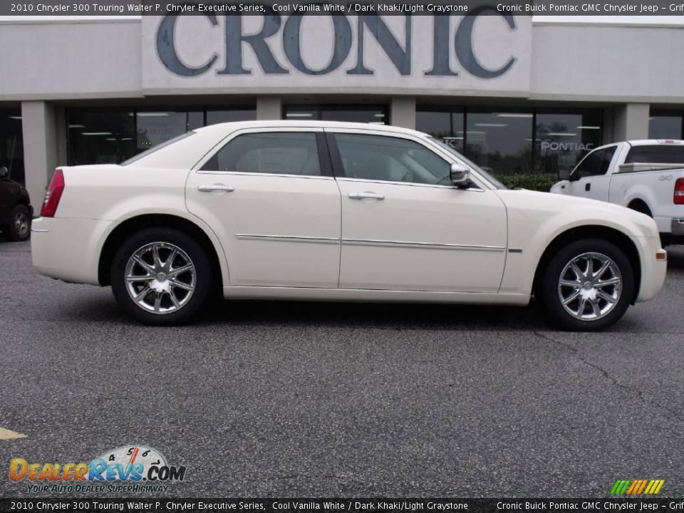 2010 Chrysler 300 Touring Walter P. Chryler Executive Series Cool Vanilla White / Dark Khaki/Light Graystone Photo #1