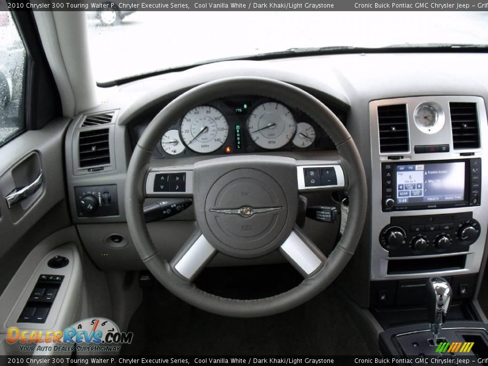 2010 Chrysler 300 Touring Walter P. Chryler Executive Series Cool Vanilla White / Dark Khaki/Light Graystone Photo #16