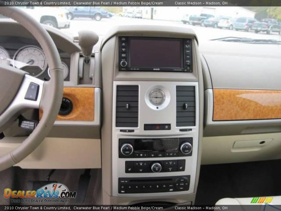 2010 Chrysler Town & Country Limited Clearwater Blue Pearl / Medium Pebble Beige/Cream Photo #13