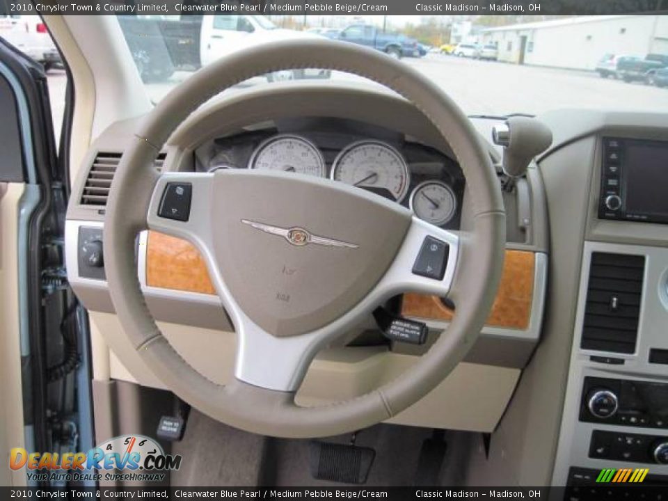 2010 Chrysler Town & Country Limited Clearwater Blue Pearl / Medium Pebble Beige/Cream Photo #14