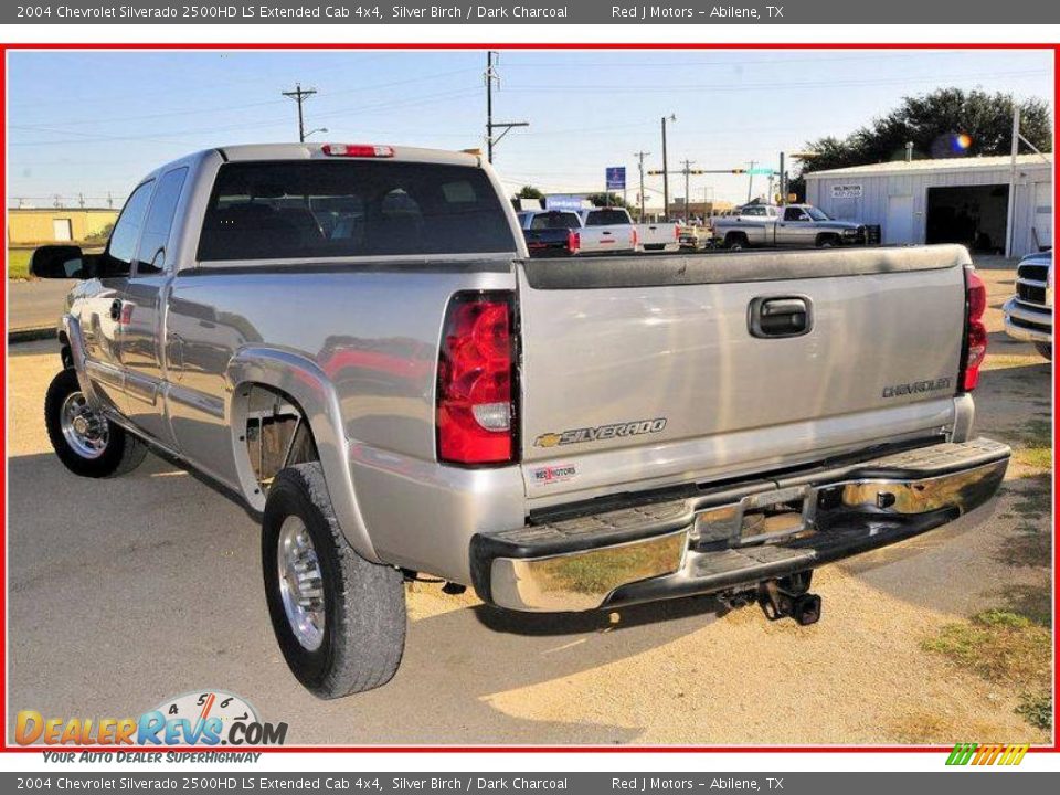 2004 Chevrolet Silverado 2500HD LS Extended Cab 4x4 Silver Birch / Dark Charcoal Photo #3