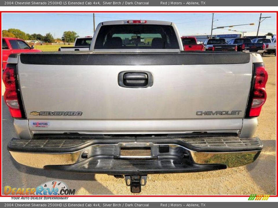 2004 Chevrolet Silverado 2500HD LS Extended Cab 4x4 Silver Birch / Dark Charcoal Photo #4