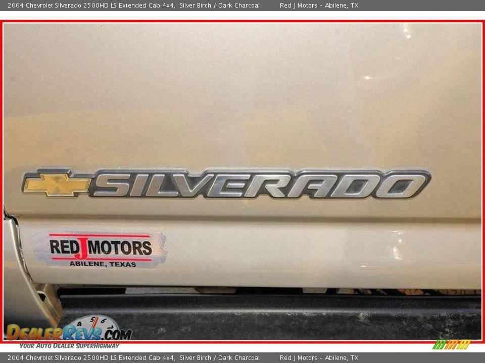 2004 Chevrolet Silverado 2500HD LS Extended Cab 4x4 Silver Birch / Dark Charcoal Photo #5