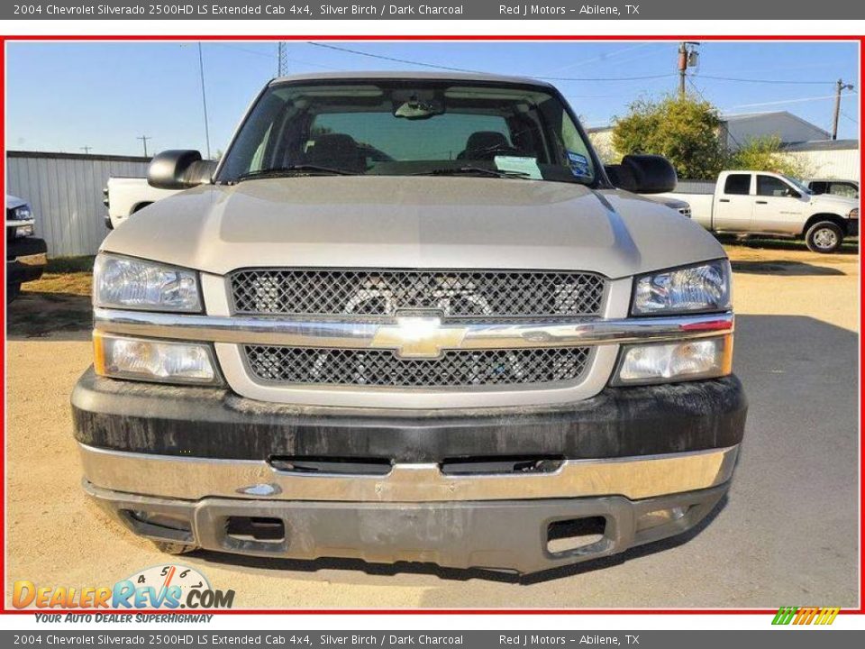 2004 Chevrolet Silverado 2500HD LS Extended Cab 4x4 Silver Birch / Dark Charcoal Photo #10
