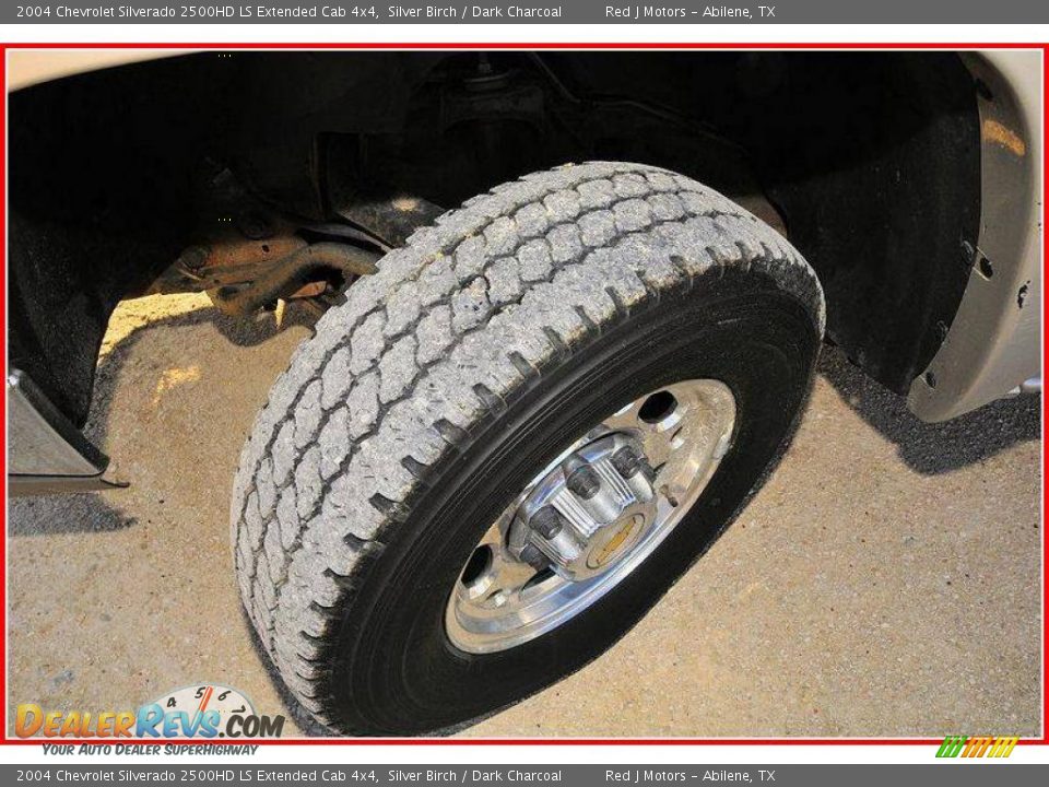 2004 Chevrolet Silverado 2500HD LS Extended Cab 4x4 Silver Birch / Dark Charcoal Photo #11