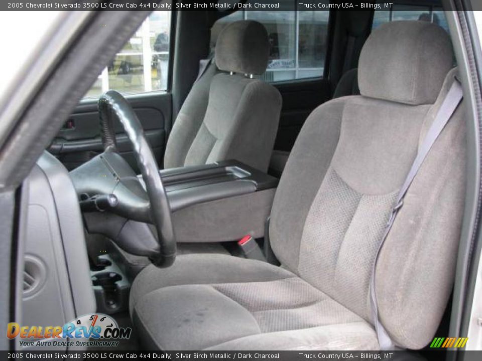 2005 Chevrolet Silverado 3500 LS Crew Cab 4x4 Dually Silver Birch Metallic / Dark Charcoal Photo #12