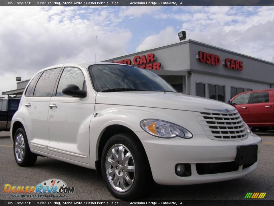 2009 Chrysler PT Cruiser Touring Stone White / Pastel Pebble Beige Photo #1