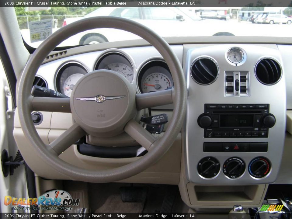 2009 Chrysler PT Cruiser Touring Stone White / Pastel Pebble Beige Photo #11