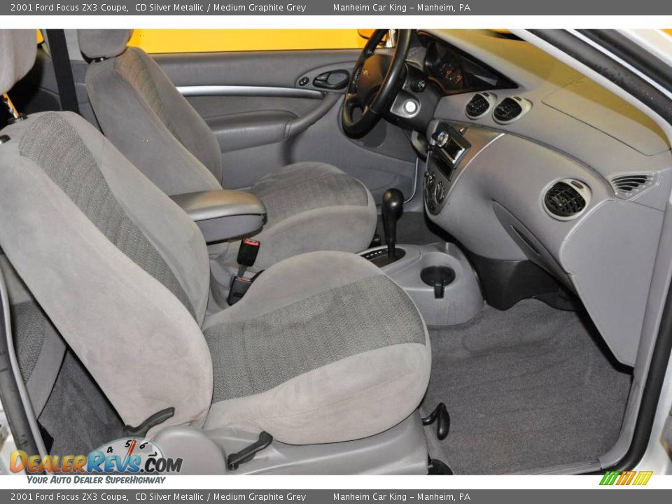 2001 Ford Focus ZX3 Coupe CD Silver Metallic / Medium Graphite Grey Photo #15