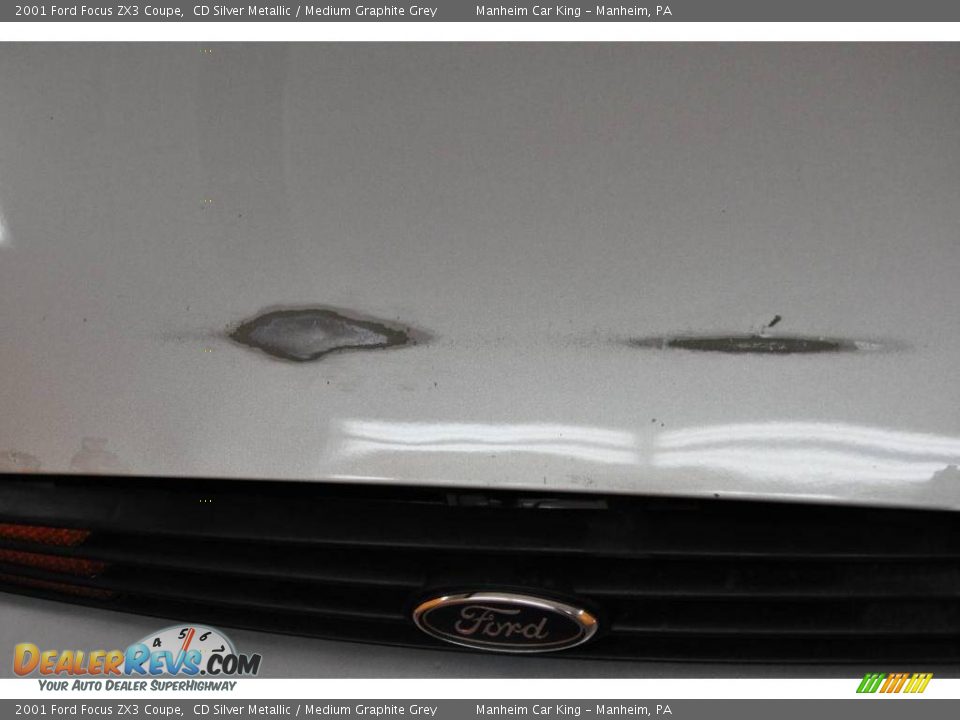 2001 Ford Focus ZX3 Coupe CD Silver Metallic / Medium Graphite Grey Photo #19