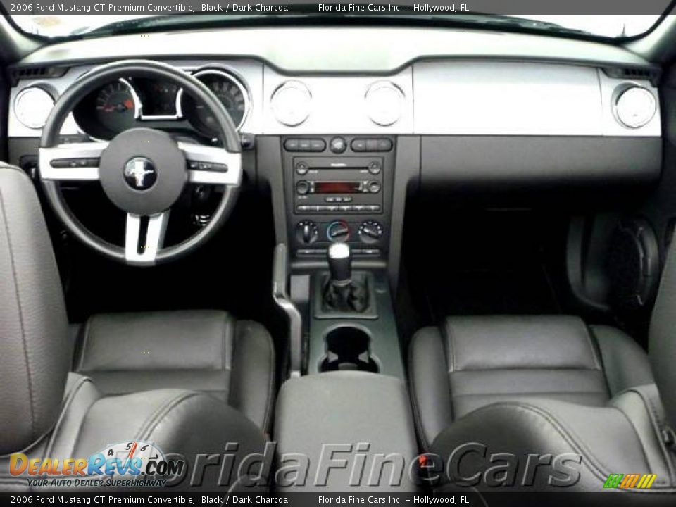 2006 Ford Mustang GT Premium Convertible Black / Dark Charcoal Photo #16