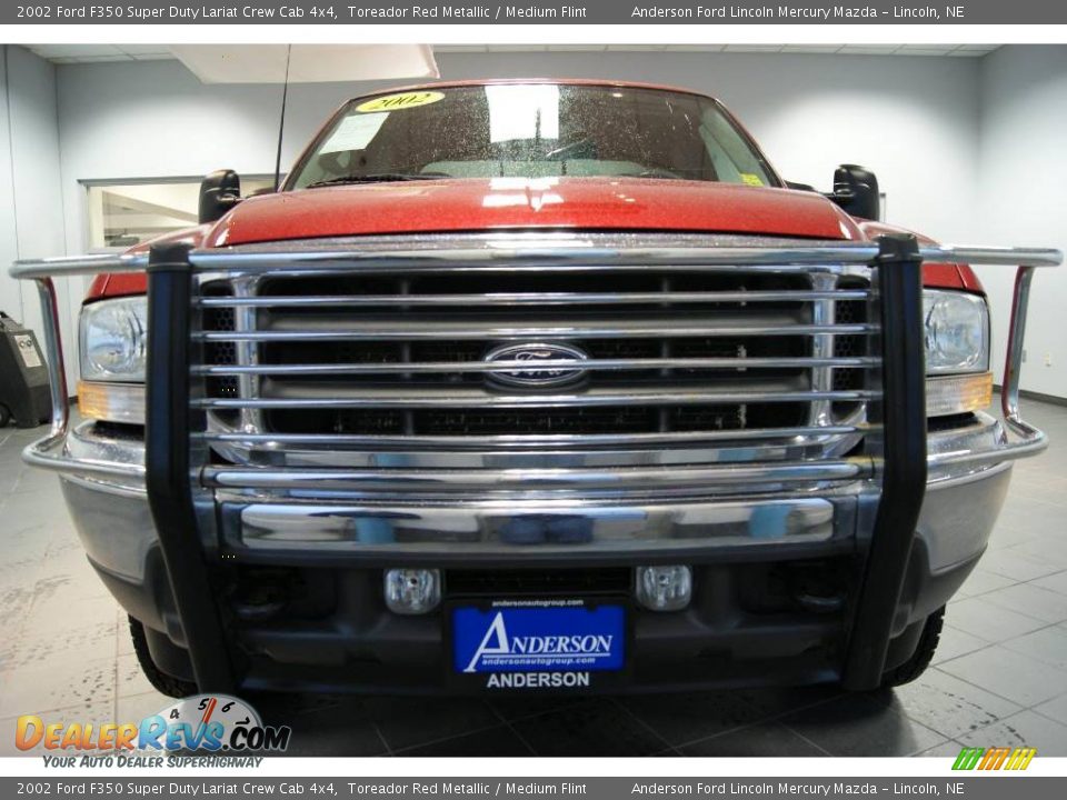 2002 Ford F350 Super Duty Lariat Crew Cab 4x4 Toreador Red Metallic / Medium Flint Photo #6