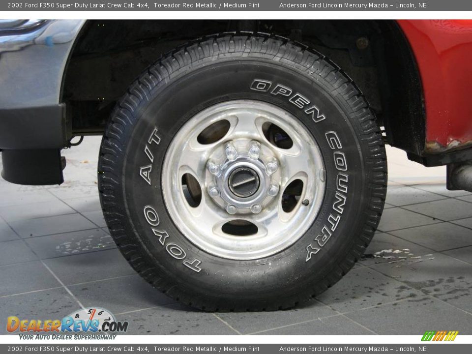 2002 Ford F350 Super Duty Lariat Crew Cab 4x4 Toreador Red Metallic / Medium Flint Photo #9