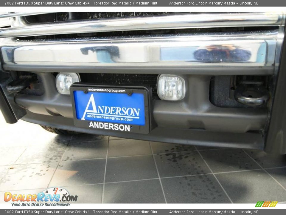 2002 Ford F350 Super Duty Lariat Crew Cab 4x4 Toreador Red Metallic / Medium Flint Photo #13