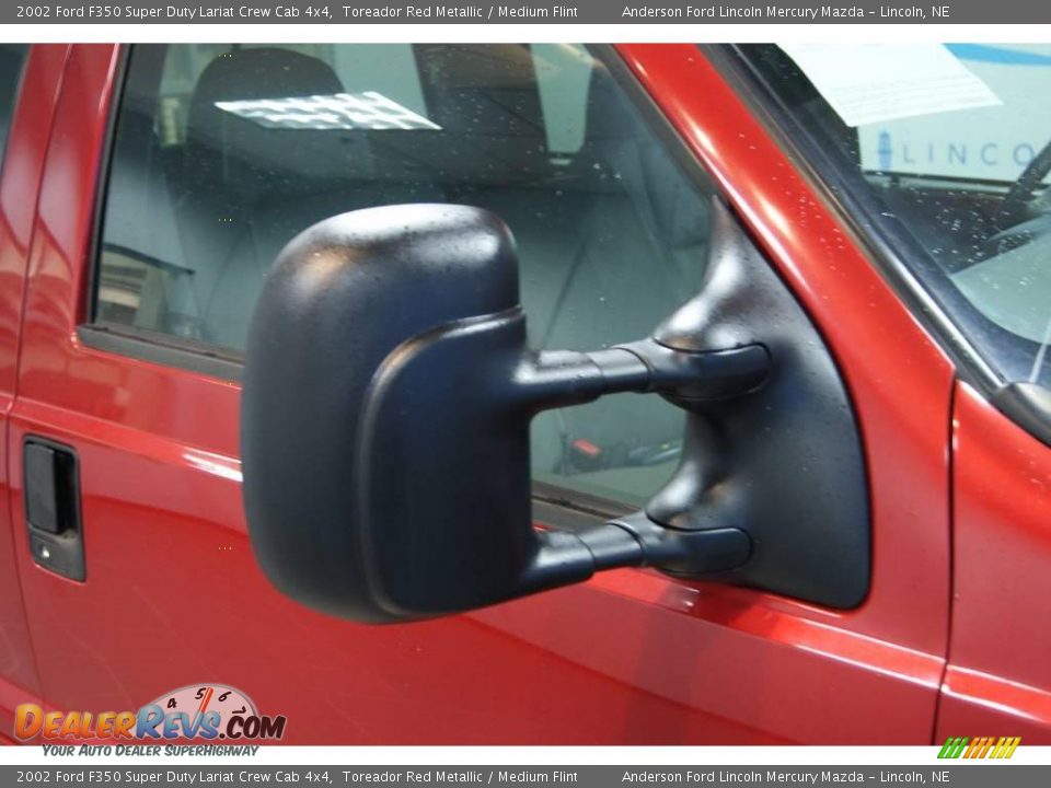 2002 Ford F350 Super Duty Lariat Crew Cab 4x4 Toreador Red Metallic / Medium Flint Photo #14