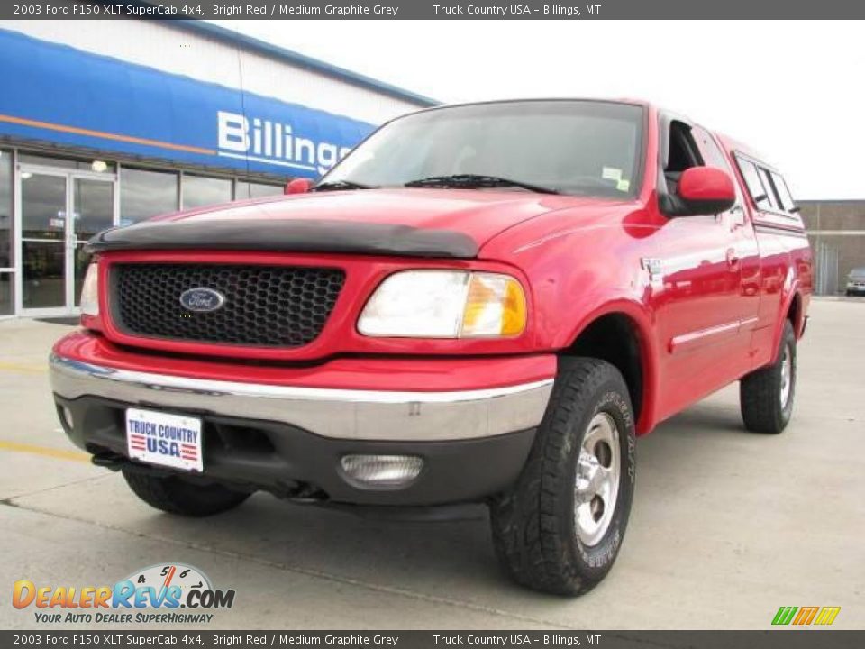 2003 Ford F150 XLT SuperCab 4x4 Bright Red / Medium Graphite Grey Photo #2