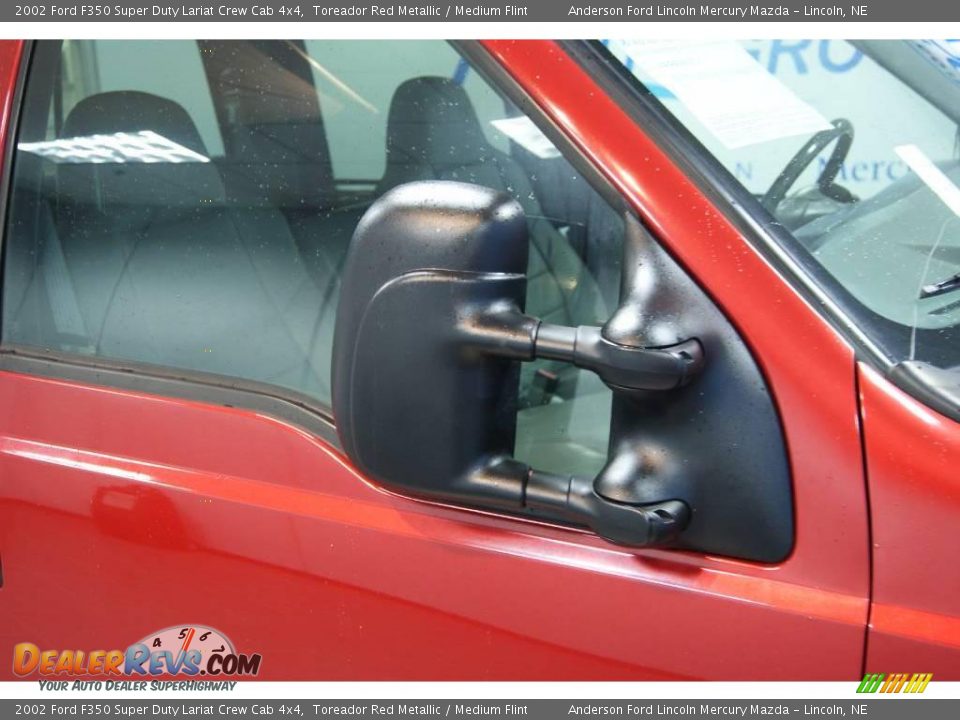 2002 Ford F350 Super Duty Lariat Crew Cab 4x4 Toreador Red Metallic / Medium Flint Photo #16