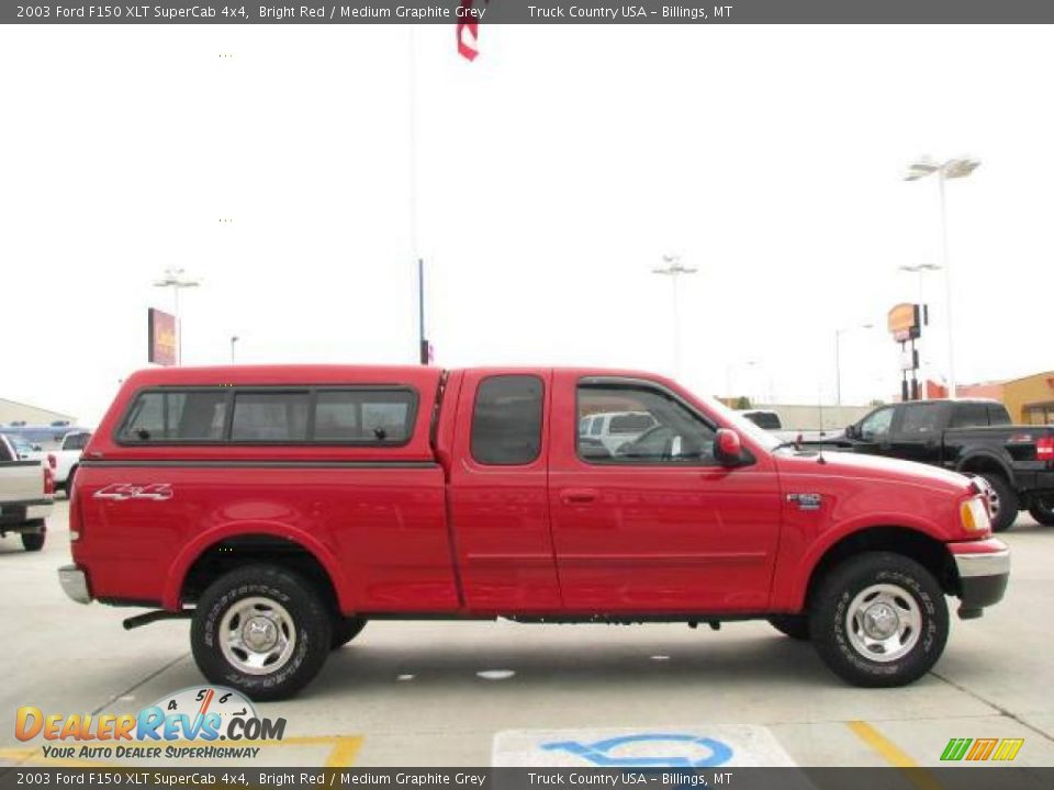 2003 Ford F150 XLT SuperCab 4x4 Bright Red / Medium Graphite Grey Photo #4