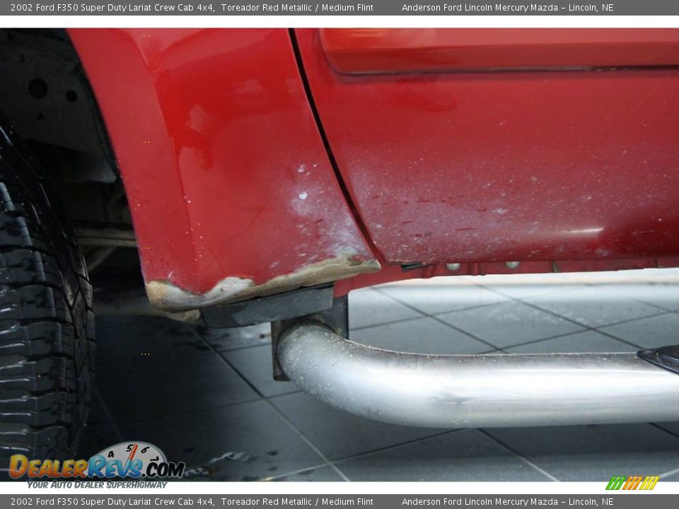 2002 Ford F350 Super Duty Lariat Crew Cab 4x4 Toreador Red Metallic / Medium Flint Photo #31