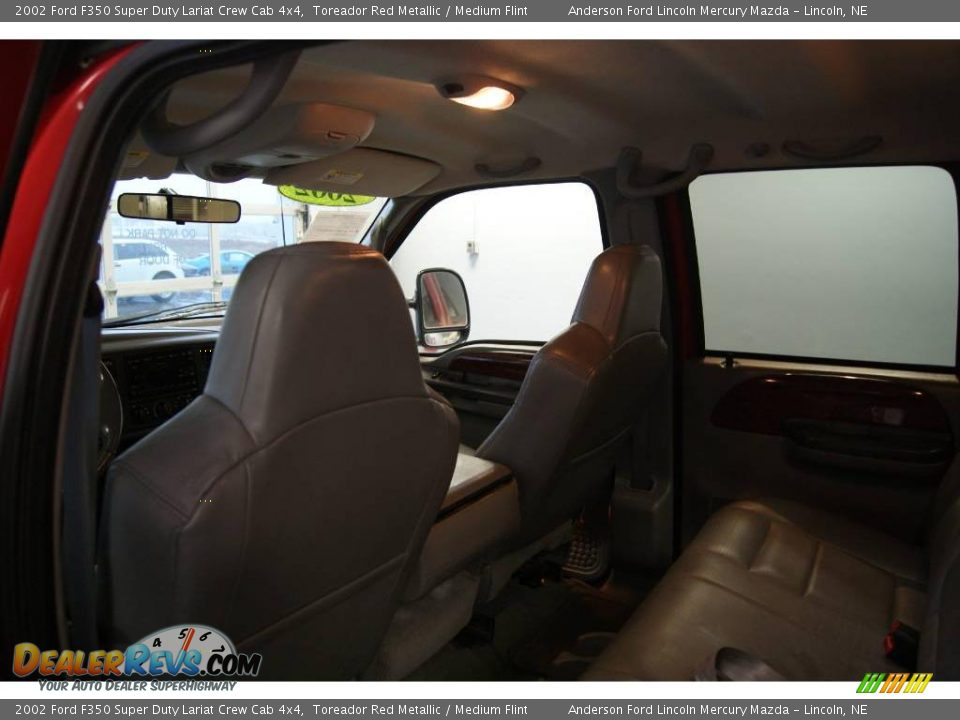 2002 Ford F350 Super Duty Lariat Crew Cab 4x4 Toreador Red Metallic / Medium Flint Photo #33