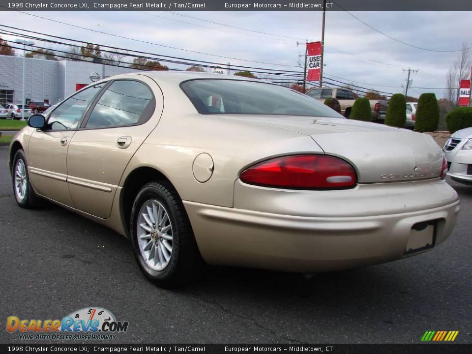 1998 Chrysler Concorde LXi Champagne Pearl Metallic / Tan/Camel Photo #3