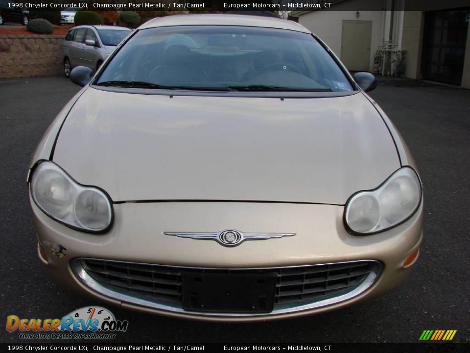 1998 Chrysler Concorde LXi Champagne Pearl Metallic / Tan/Camel Photo #7