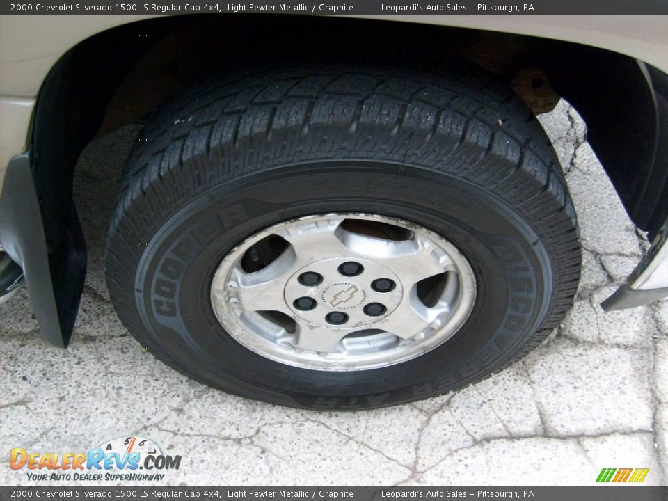 2000 Chevrolet Silverado 1500 LS Regular Cab 4x4 Light Pewter Metallic / Graphite Photo #8
