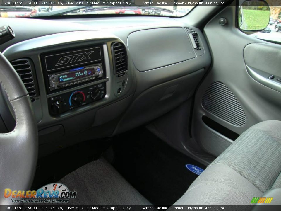 2003 Ford F150 XLT Regular Cab Silver Metallic / Medium Graphite Grey Photo #29