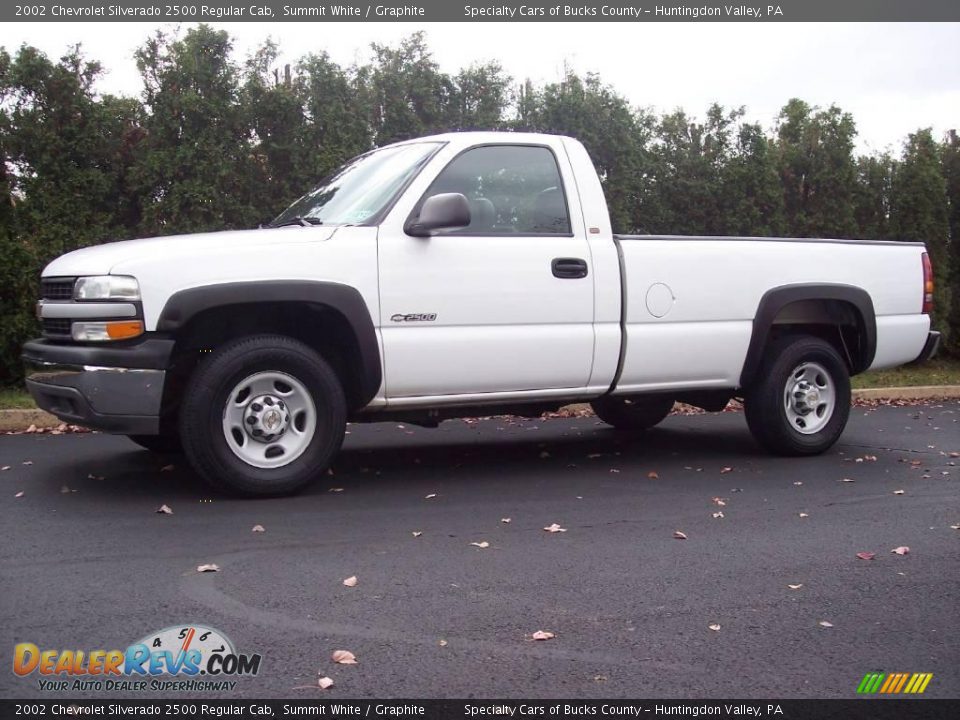 2002 Chevrolet Silverado 2500 Regular Cab Summit White / Graphite Photo #2
