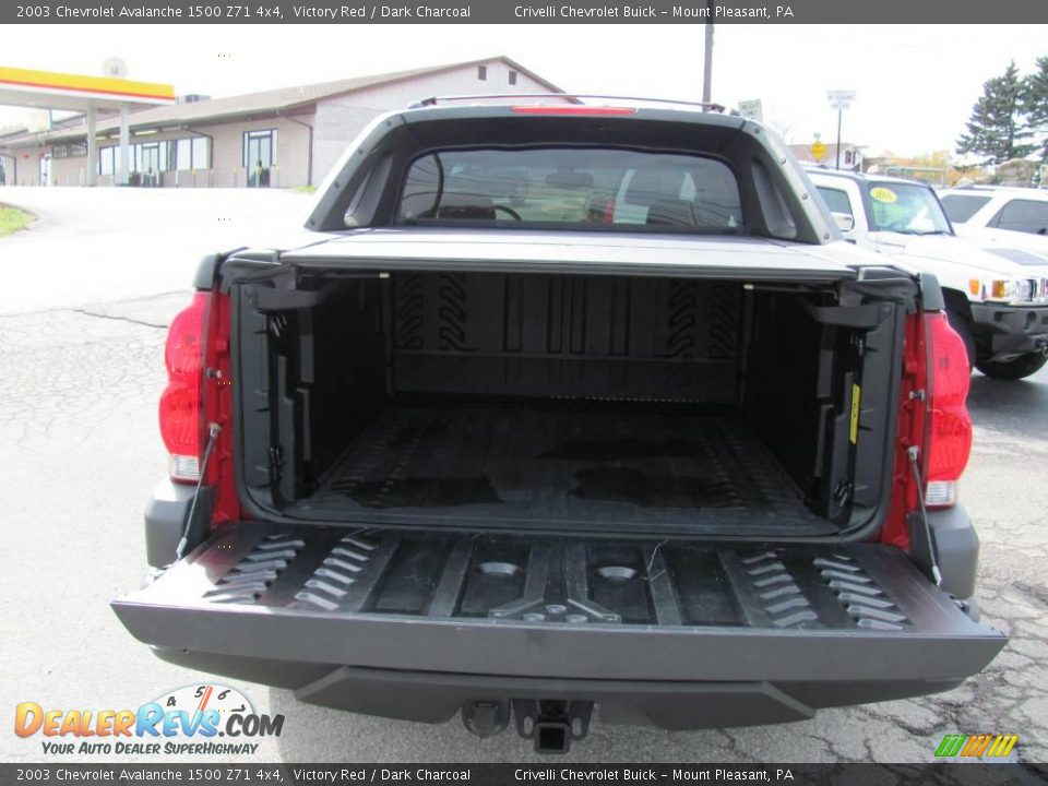 2003 Chevrolet Avalanche 1500 Z71 4x4 Victory Red / Dark Charcoal Photo #9