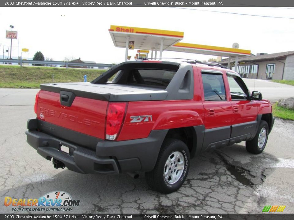 2003 Chevrolet Avalanche 1500 Z71 4x4 Victory Red / Dark Charcoal Photo #10