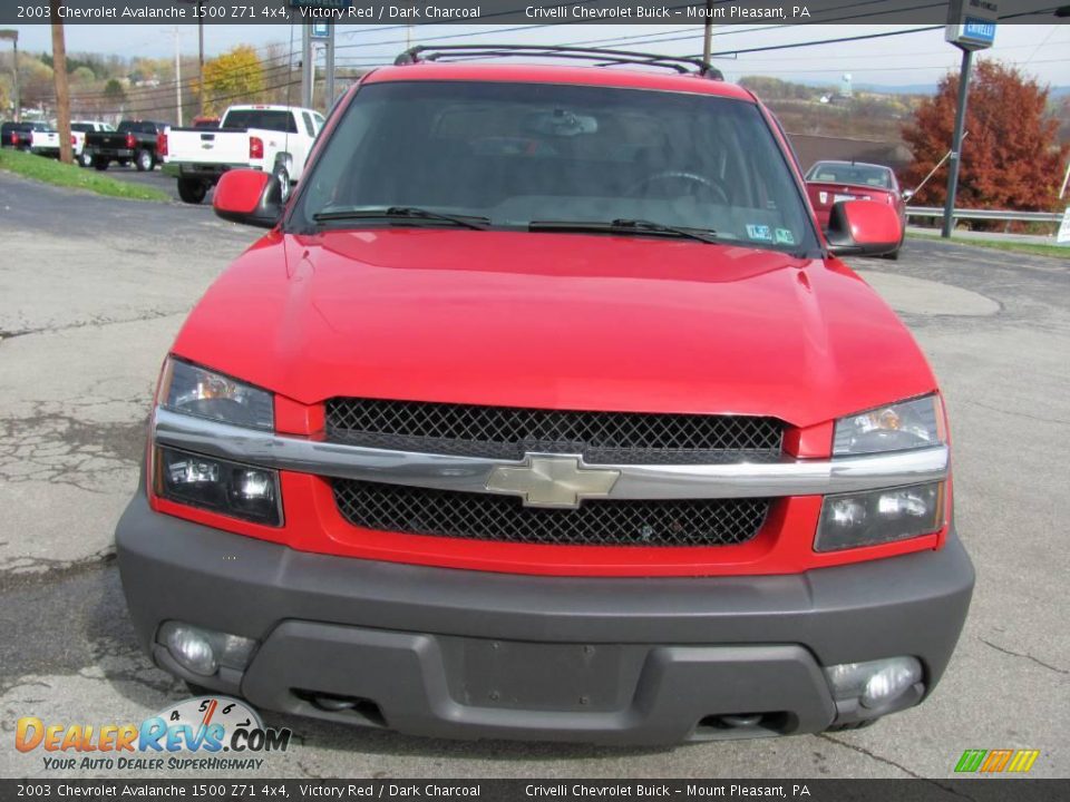 2003 Chevrolet Avalanche 1500 Z71 4x4 Victory Red / Dark Charcoal Photo #13