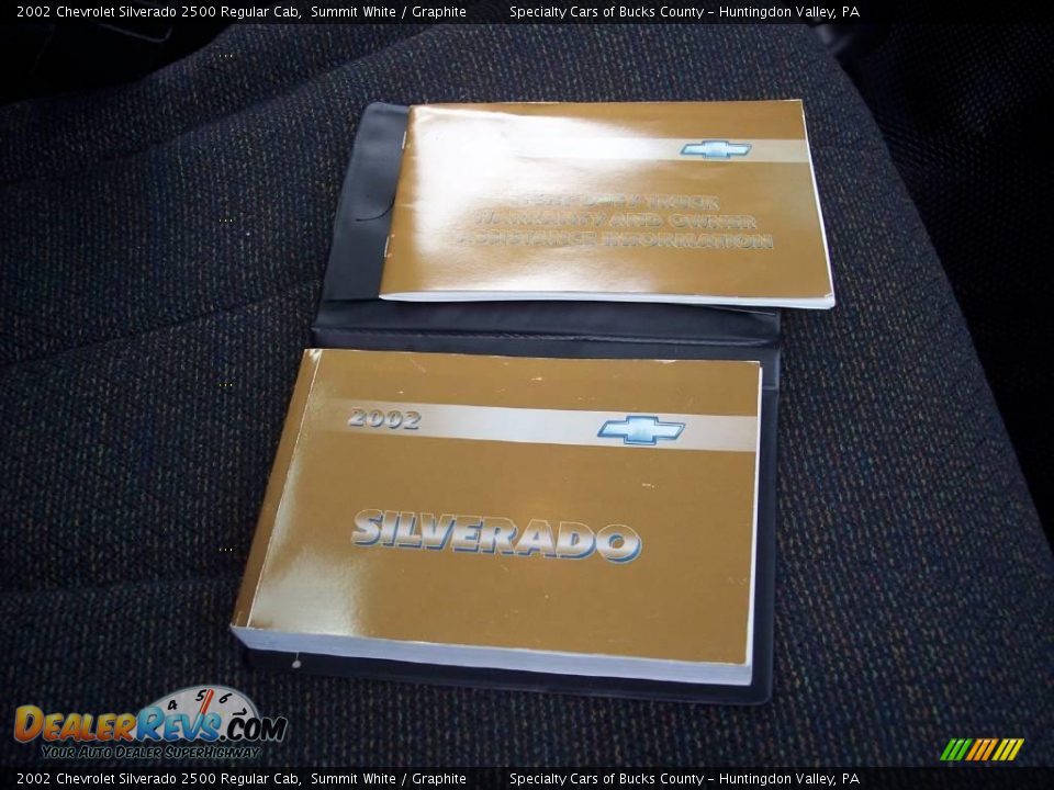 2002 Chevrolet Silverado 2500 Regular Cab Summit White / Graphite Photo #33
