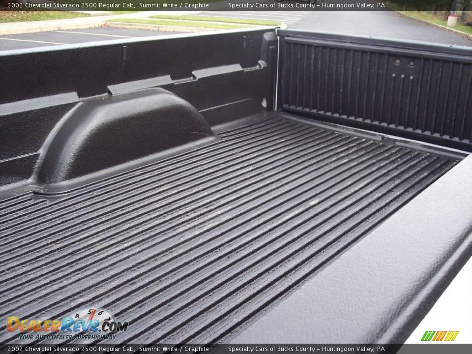 2002 Chevrolet Silverado 2500 Regular Cab Summit White / Graphite Photo #36