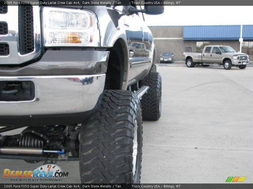 2005 Ford F350 Super Duty Lariat Crew Cab 4x4 Dark Stone Metallic / Tan Photo #3