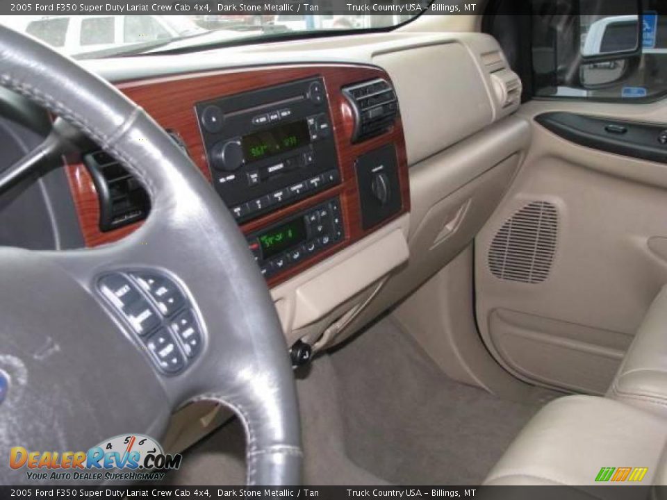 2005 Ford F350 Super Duty Lariat Crew Cab 4x4 Dark Stone Metallic / Tan Photo #17