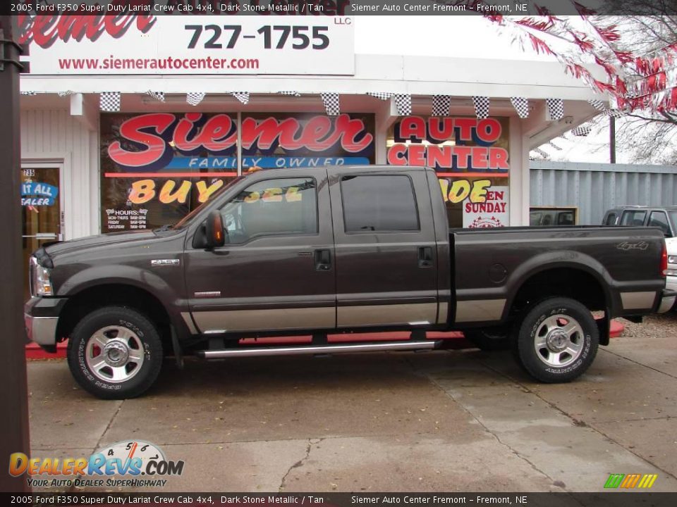 2005 Ford F350 Super Duty Lariat Crew Cab 4x4 Dark Stone Metallic / Tan Photo #1