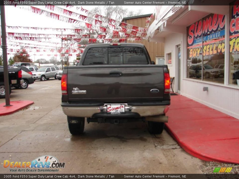 2005 Ford F350 Super Duty Lariat Crew Cab 4x4 Dark Stone Metallic / Tan Photo #5