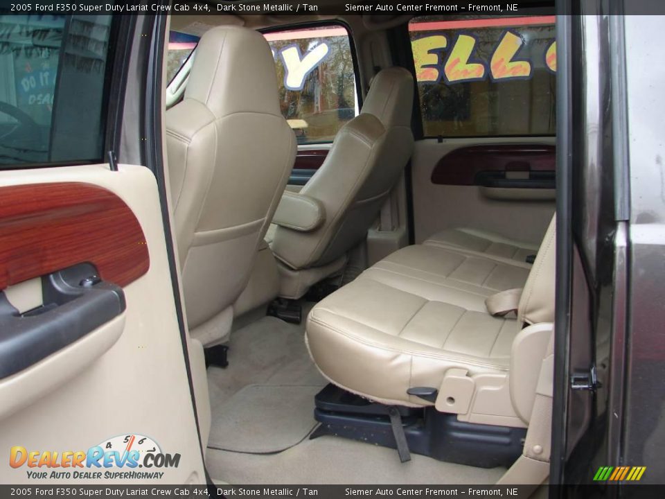 2005 Ford F350 Super Duty Lariat Crew Cab 4x4 Dark Stone Metallic / Tan Photo #11