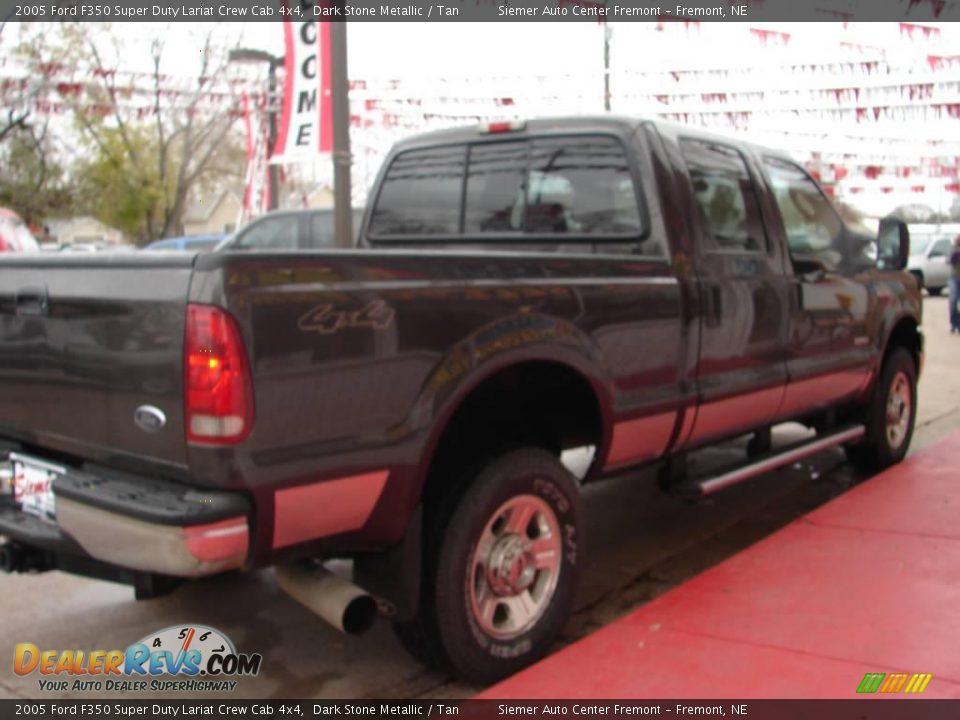 2005 Ford F350 Super Duty Lariat Crew Cab 4x4 Dark Stone Metallic / Tan Photo #13