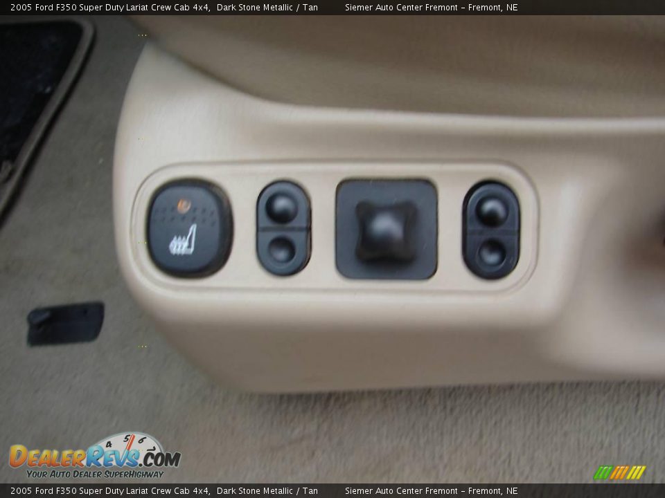2005 Ford F350 Super Duty Lariat Crew Cab 4x4 Dark Stone Metallic / Tan Photo #14