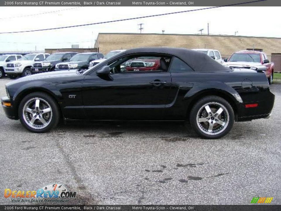 2006 Ford Mustang GT Premium Convertible Black / Dark Charcoal Photo #2