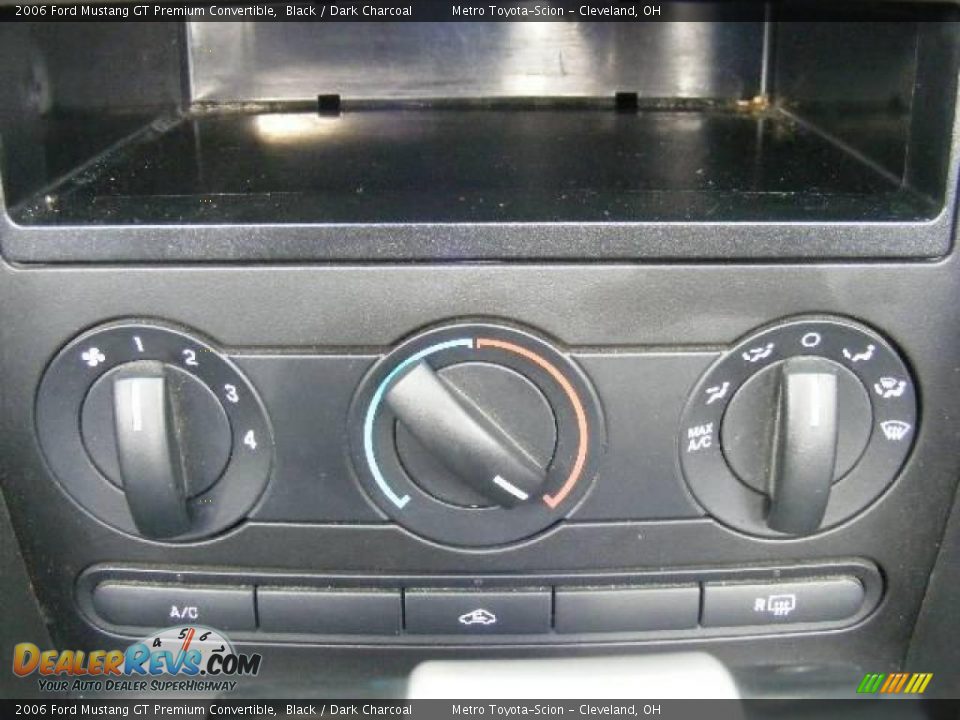 2006 Ford Mustang GT Premium Convertible Black / Dark Charcoal Photo #21