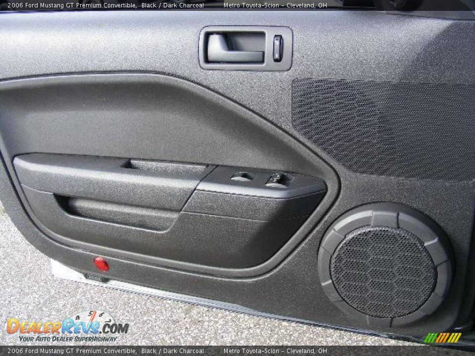 2006 Ford Mustang GT Premium Convertible Black / Dark Charcoal Photo #23