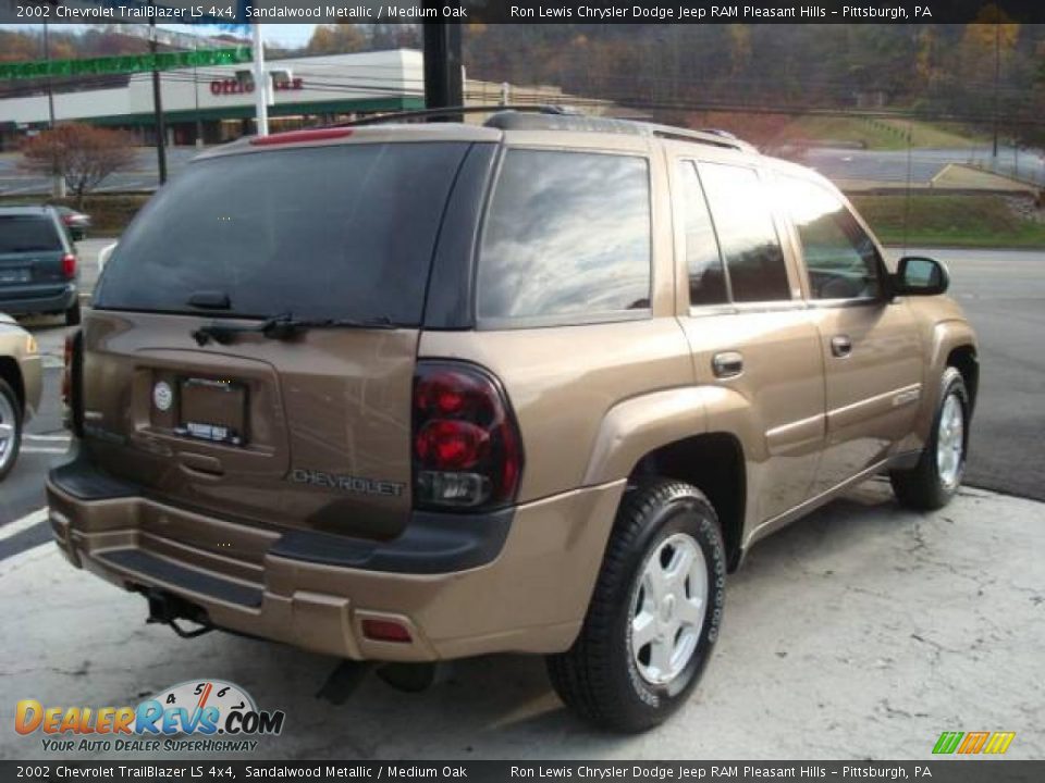 2002 Chevrolet TrailBlazer LS 4x4 Sandalwood Metallic / Medium Oak Photo #4