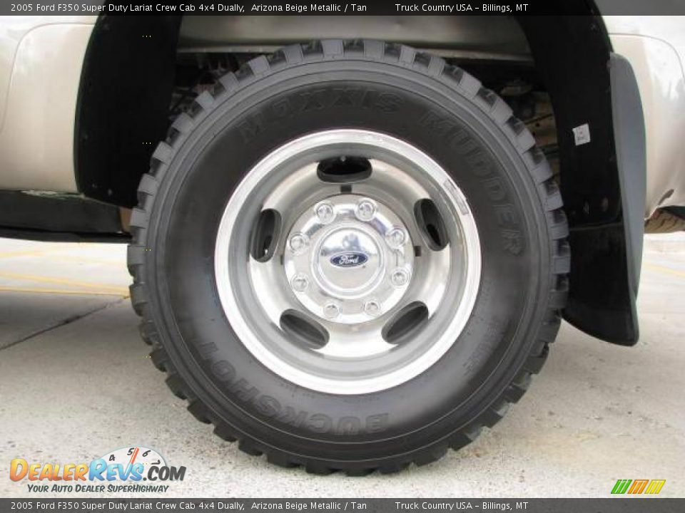 2005 Ford F350 Super Duty Lariat Crew Cab 4x4 Dually Arizona Beige Metallic / Tan Photo #9
