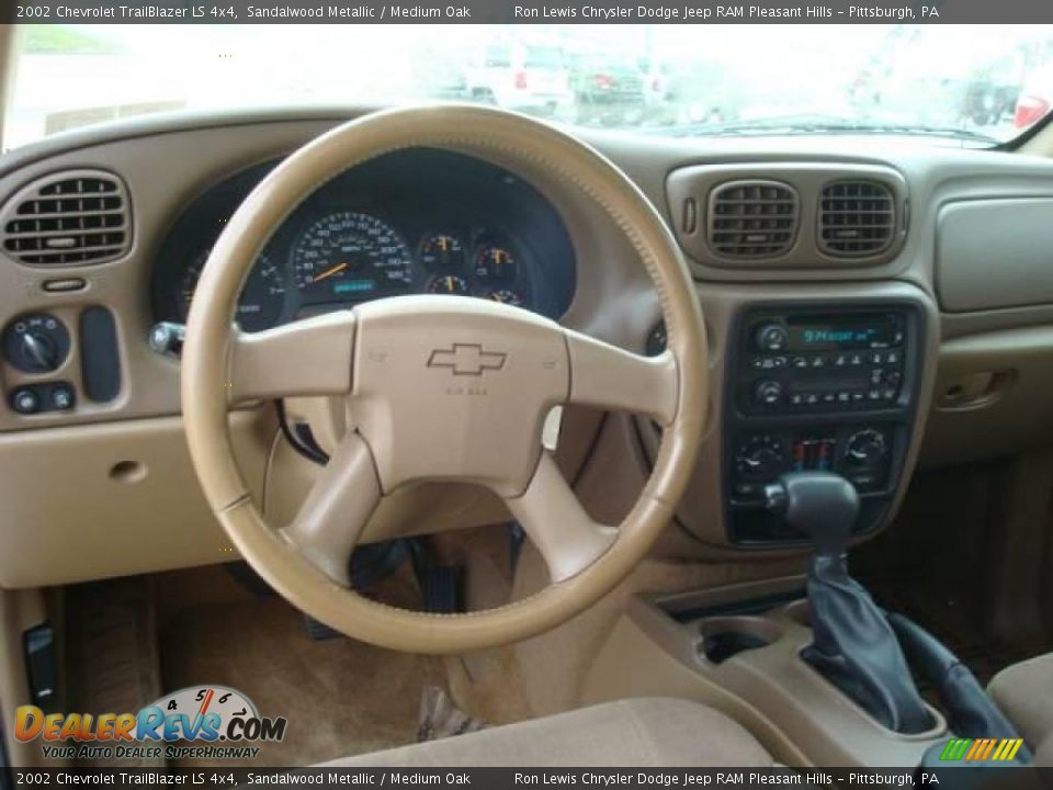 2002 Chevrolet TrailBlazer LS 4x4 Sandalwood Metallic / Medium Oak Photo #20